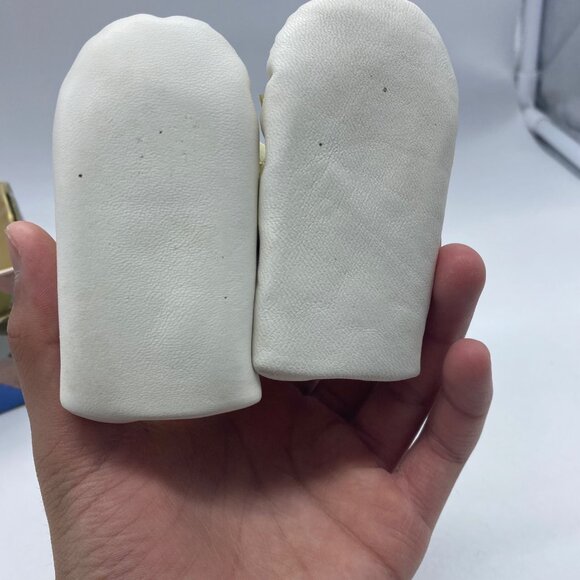 Vtg 1960s Baby Shoes Moccasins Soft Leather Hand-Embroidered Floral Design - Picture 5 of 9